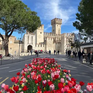 Alma Garda Apartment Sirmione