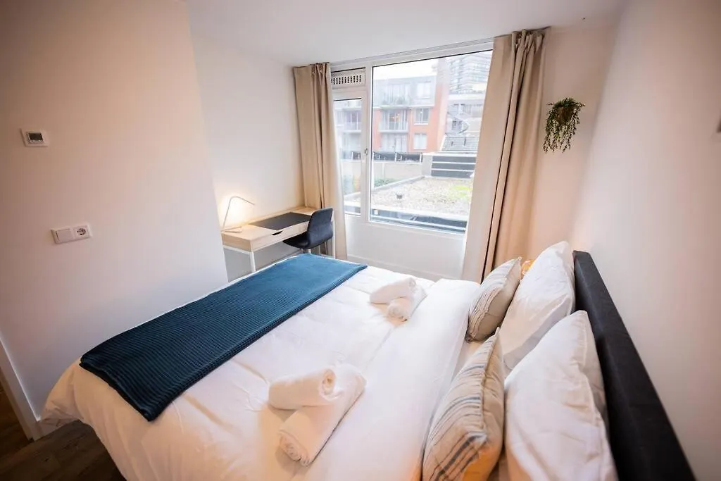 Magnificent Two Bedroom Apartment - Sd23M Eindhoven Nederländerna